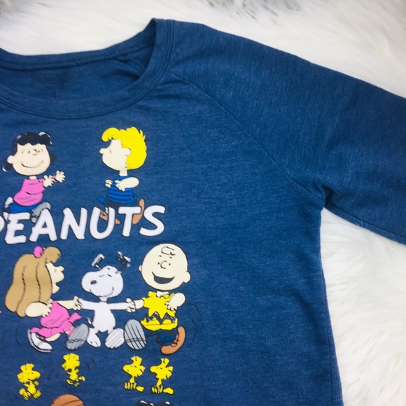 Snoopy Sweatshirt - Picture 2 of 8